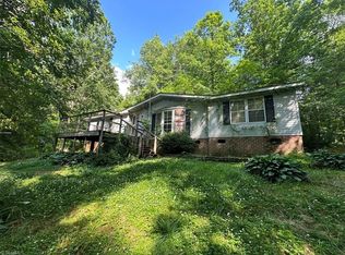 167 Riverwood Dr, Browns Summit, NC 27214