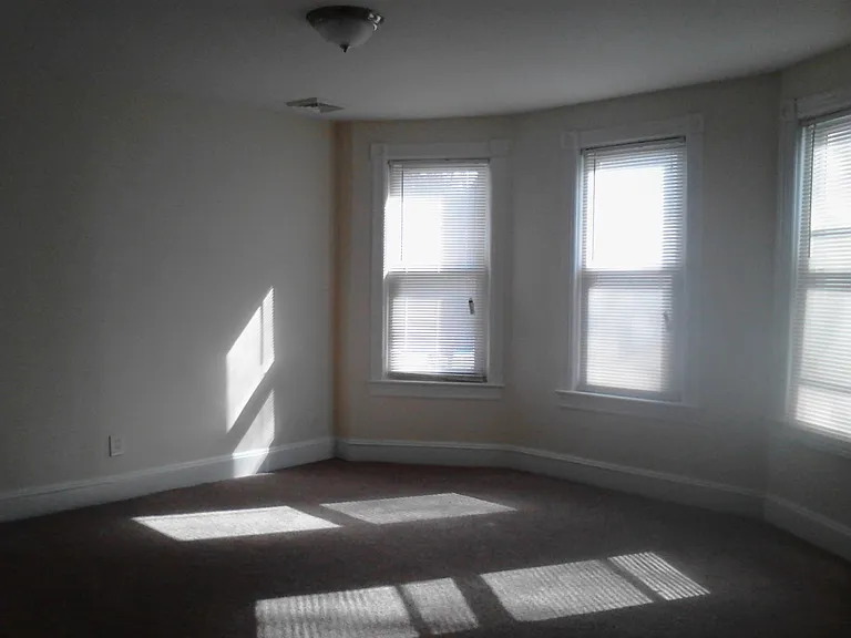 1901 Princeton Ave #2 — Photo 3