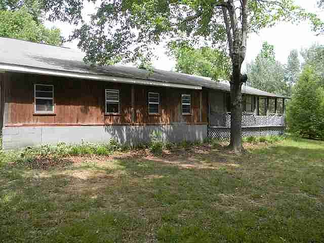 1st image of 228 Pine Ln