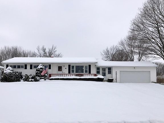 Large deck on front. Bench included.