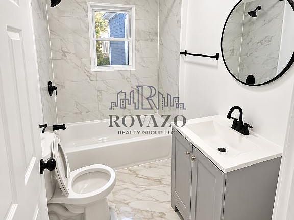 5th image of 144-145 Vermont Ave #1