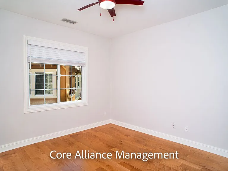 11528 Verona Dr — Photo 16