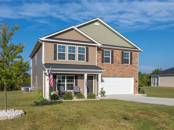 229 Rebecca Ave, Lexington, NC 27295