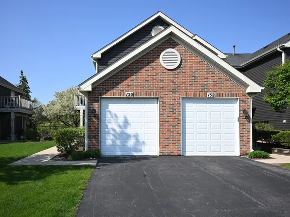 150 E Lake Ridge Dr, Glendale Heights, IL 60139
