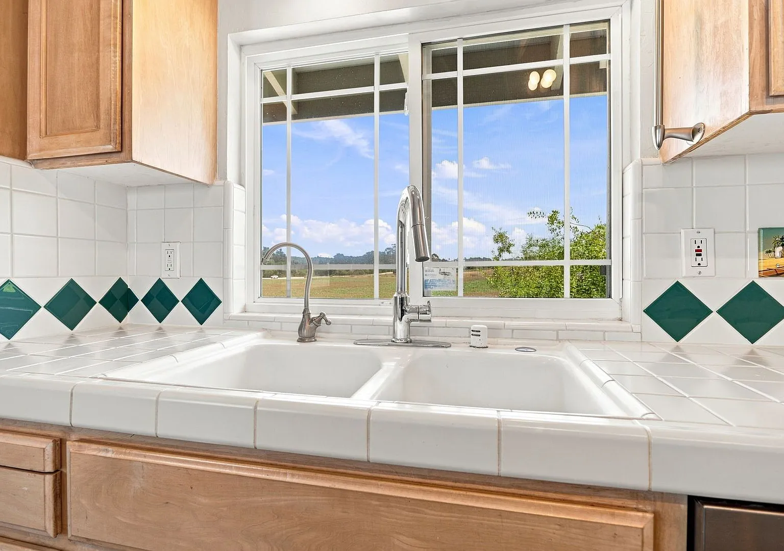 Beautiful 2-Bedroom La Selva Beach Home with Ocean Views — Photo 3