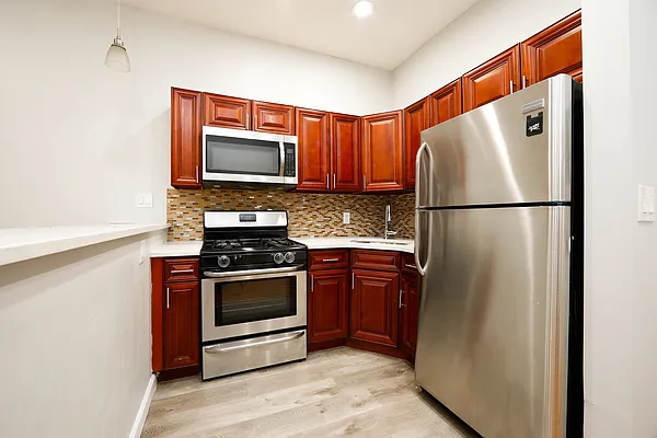 Sold by Keystone Realty USA Corp | media 5