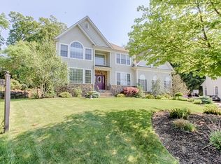 53 Sunny Hill Rd, Dover, NJ 07801