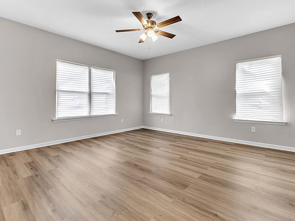 5th image of 3111 Douglass Ave Lot 105