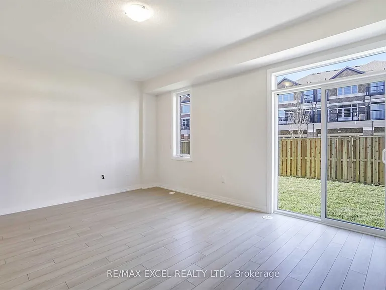 40 Sissons Way — Photo 5