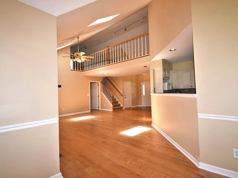 1525 W Harpeth Rd — Photo 9