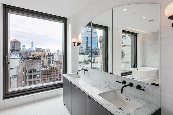 Rented by Compass | media 12