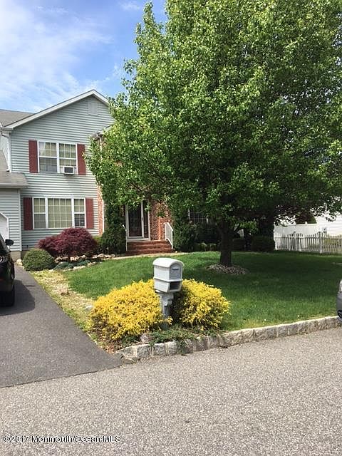 1st image of 27 Isabella Dr