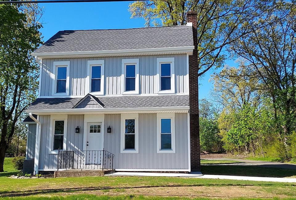 1st image of 128 Maugers Mill Rd