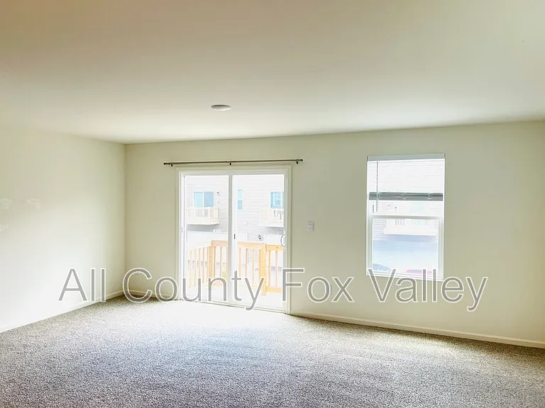 1480 Yosemite Way — Photo 20