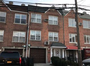 6916 53rd Ave, Maspeth, NY 11378