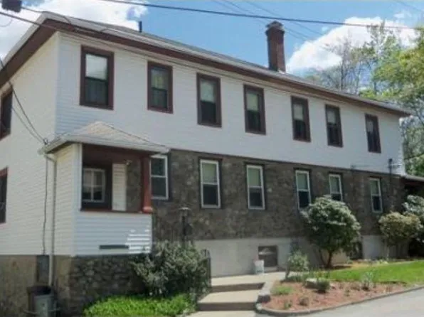 15 Olympia Ave #2, Shrewsbury, MA 01545