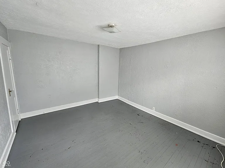 2020 Adams St — Photo 8