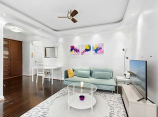 300 W 53rd St APT 6A, New York, NY 10019
