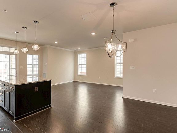 5th image of 23265 Milltown Knoll Sq #106