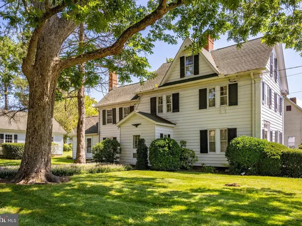 105 N Church St, Snow Hill, MD 21863