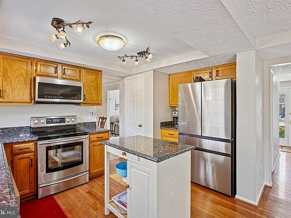 3rd image of 4566 Rincon Pl