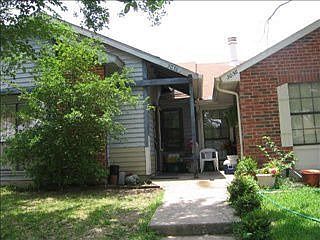 2nd image of 3058 Navarro Ln