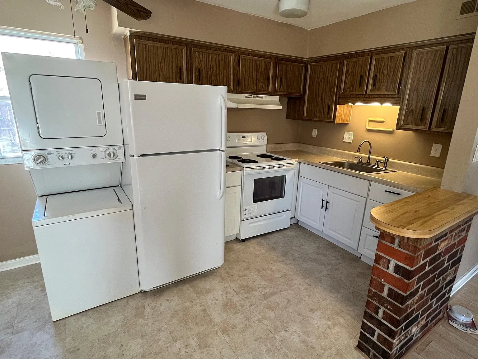 2 bed, 700 sqft, $1,200 — Photo 4