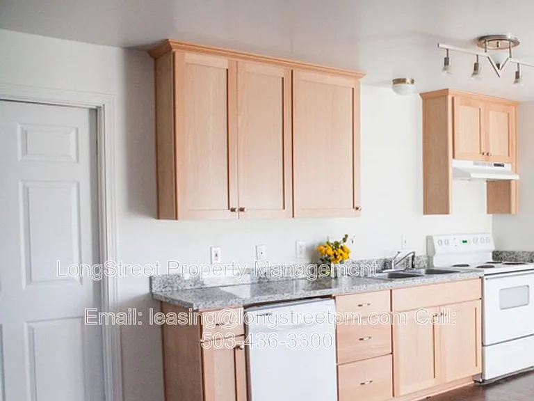 4848 SE Bybee Blvd #2 — Photo 10