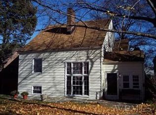 10 Longmeadow Rd, Yonkers, NY 10704