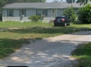 25495 Parksley Rd, Parksley, VA 23421