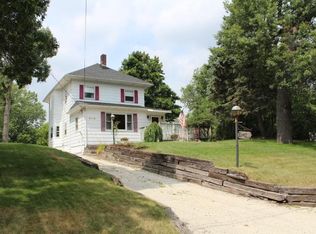 8110 7th Ave, Pleasant Prairie, WI 53158