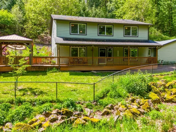 7585 Westside Highway, Castle Rock, WA 98611