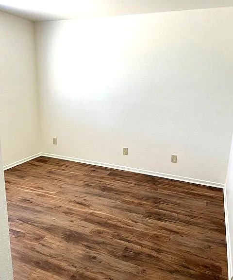 363 S Gilbert St #B — Photo 13