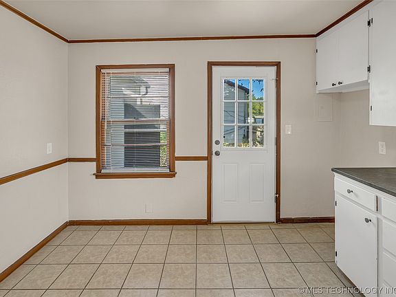 5th image of 4607 S 30th Ave W