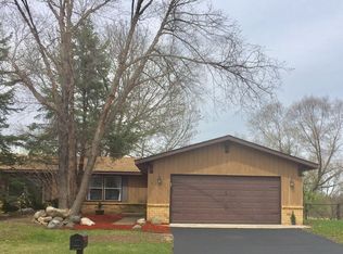 7611 Upper 167th St W, Lakeville, MN 55044
