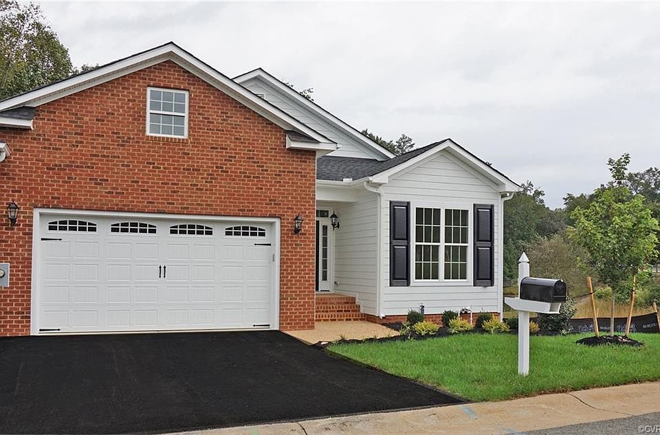 1st image of 10051 Berry Pond Ln