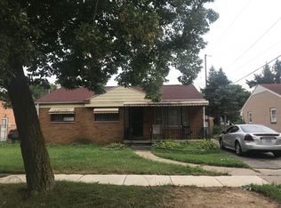 1909 Castle Ln, Flint, MI 48504