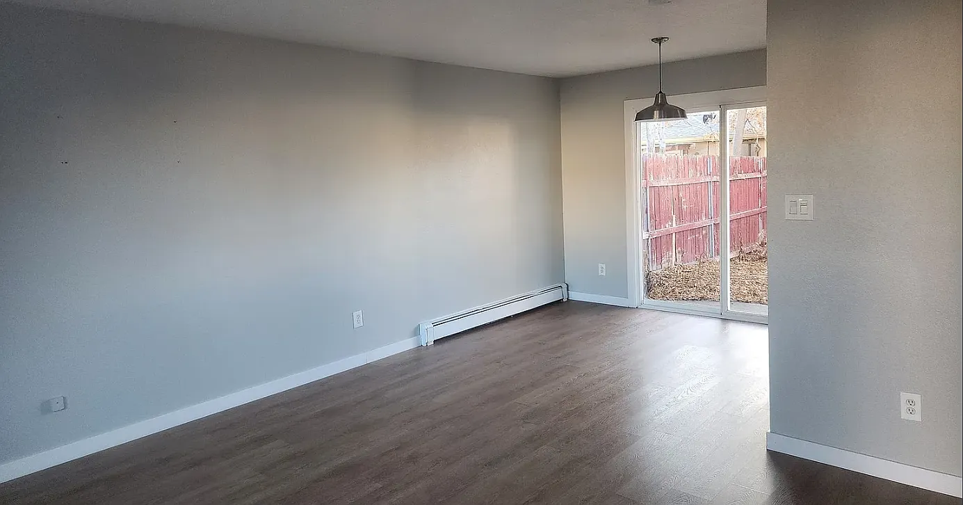 523 1/2 Gardner Way - 1 — Photo 3