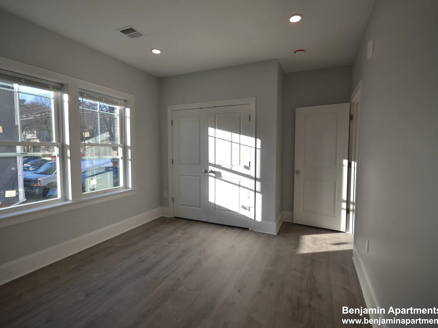 4 bed, $5,000 — Photo 4