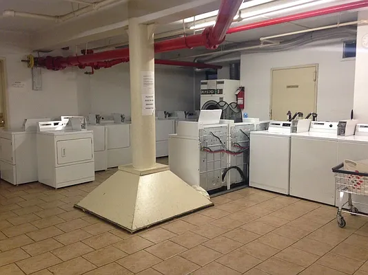 Rented by Cyberapts Management | media 25