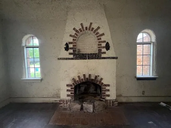 959 S Kickapoo Avenue, Springfield, MO 65804