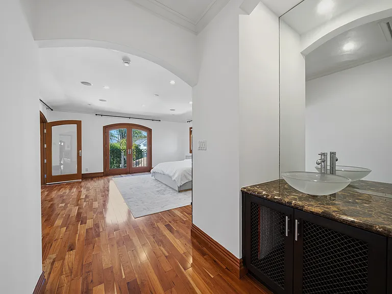 9031 Cresta Dr — Photo 55