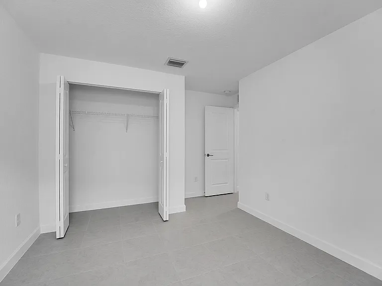 6394 NW Windwood Way — Photo 15