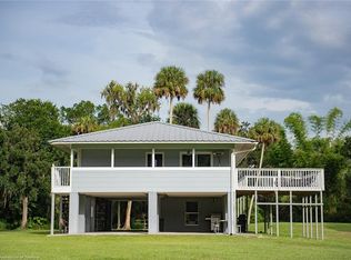 4972 S Hammock Rd, Zolfo Springs, FL 33890