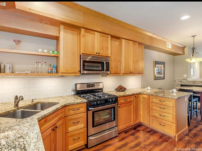 19627 SW Blackbear Ct — Photo 2