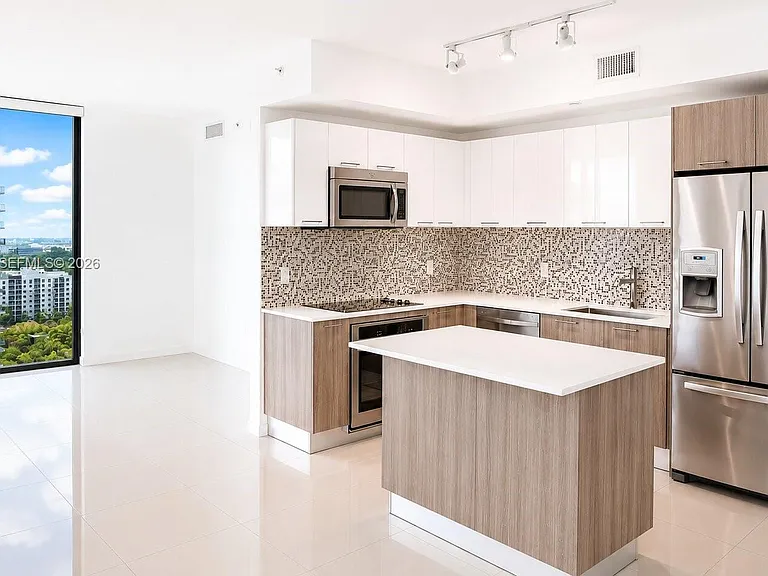 5300 Paseo Dr #1701 — Photo 9