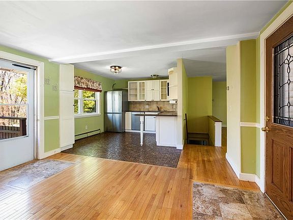 4th image of 571 Stony Fort Rd N