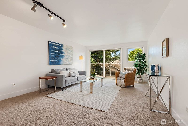 2nd image of 8503 Bowdoin Way #201