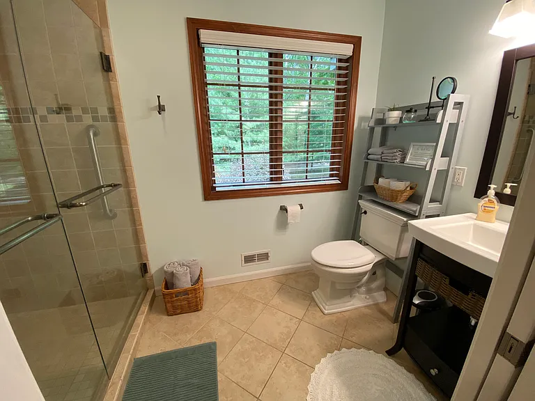 Another full bath off garage