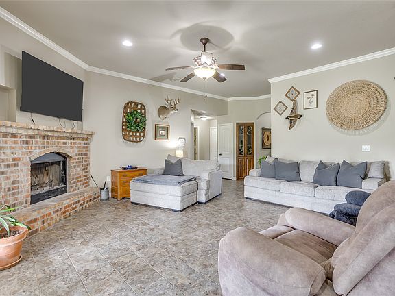 5th image of 2306 Springhill Ct